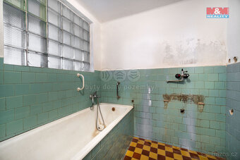 Prodej rodinného domu, 480 m², Trstěnice - 12