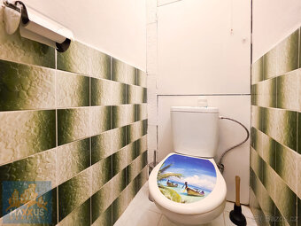 Pronájem prostorného bytu 1+kk (40,2 m2) s lodžií a sklepem, - 12