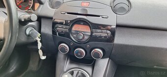 Mazda 2 - 12