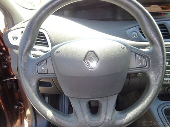 Renault Scénic 1,5 DCI - 12