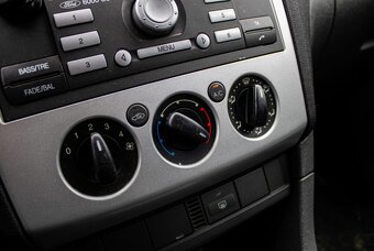 Ford Focus Kombi 1.6 VCT Trend - 1.majiteľ - 12