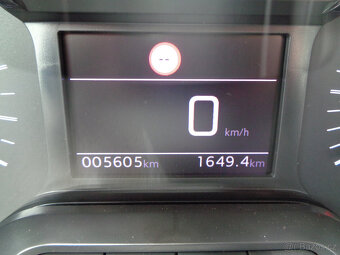 PEUGEOT RIFTER 1.2i KOUPENO ČR,1.MAJITEL, NAJETO 5 000 KM - 12