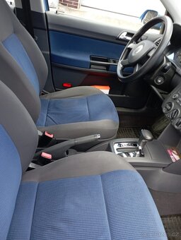VW Polo 1,4 16v automat 2006 - 12