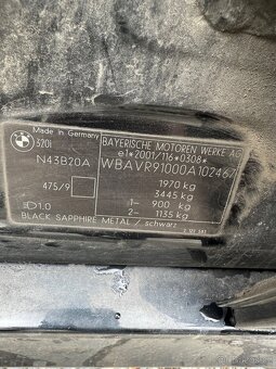 BMW 320i - vada motoru - 12