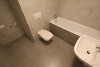 Pronájem bytu 2+kk/B, 46 m2 + 5 m2 balkon, ulice Breitfeldov - 12