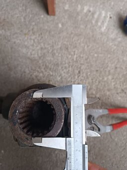 Kardan - náhonová/vývodová hřídel na traktor - 12