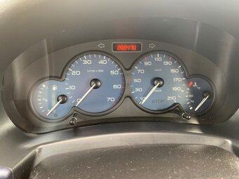 Berlingo 1,6 i 16V - 12