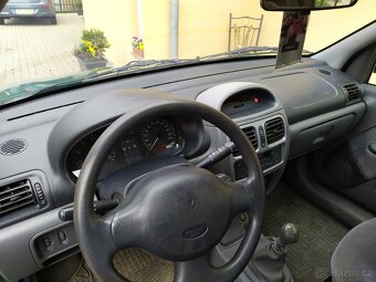 Renault Clio 1.2 - 12