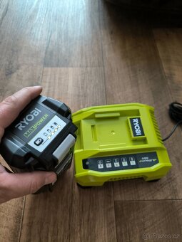 Sekačka aku Ryobi 36v, baterie, nabijecka - 12