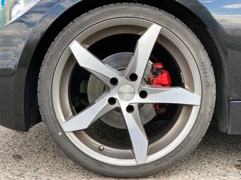 BMW 325i e91 160kW 2008 - 12