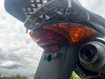Honda XL 125V Varandero - 12