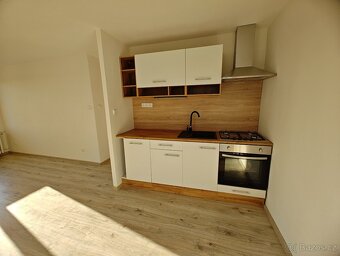 Pronájem bytu 2kk po kompletní rekonstrukci Havířov Podlesí - 12