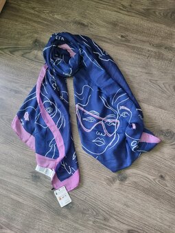 Rectangle face IT desigual šátek nový s visačkou obličej - 12