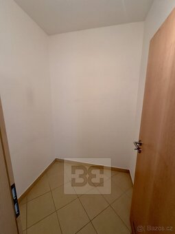 Pronájem bytu 2+kk 45 m2 - ulice Sazovická, ev.č. N08085 - 12
