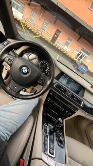 BMW 750Li xDrive F02 - 12