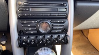 MINI ONE D, panorama,kůže,digi klima,xenon - 12
