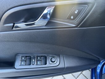 Škoda Superb 2.0 TDI CR DPF 125kW Ambition Combi - 12