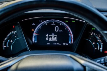Honda Civic 1.0 DOHC VTEC Turbo Executive - 12
