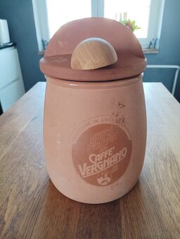 KERAMICKÁ DÓZA NA KÁVU ITÁLIE - 12