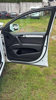 Audi q7 3.0 TDi 180kW CRCA NAC LC9A - 12