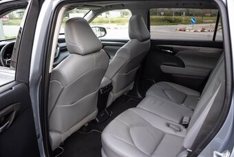 Toyota Highlander 2.5 Hybrid Dynamic Force Executive AWD - 12