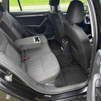 ŠKODA OCTAVIA STYLE 3 1.4TSI benzin facelift Kombi tažné - 12