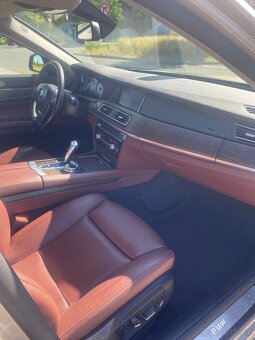 BMW 740D - 12