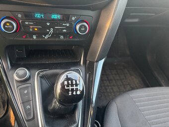 Ford Focus 2.0 TDCi hatchback 2017 - 12