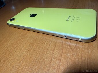 Apple iPhone XR 128GB - 12