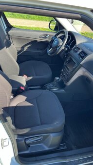 ŠKODA YETI 2.0TDI DSG 4x4 model 2018 110kw LED XENONY TAŽNÉ - 12