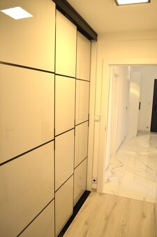Mezonetový nový byt 4+kk, 121m2, terasa 17m2, kóje 7m2, dvě - 12