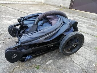 Kočárek Britax - 12