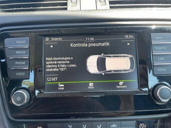 Škoda Octavia 1.6 TDi DSG Navigace, Tempomat - 12