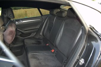 Volkswagen Arteon 2.0 TDI DSG 140 kW R-Line 2018 - 12