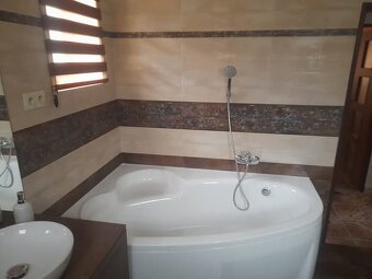 Stavební a truhlářské práce - 12