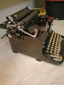 Psací stroj - 12