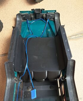 Interiér pro TRX4M Defender - 12