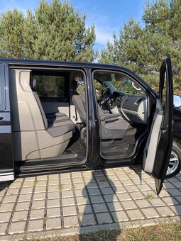 VW Transporter T5 2.0 tdi DSG - 12