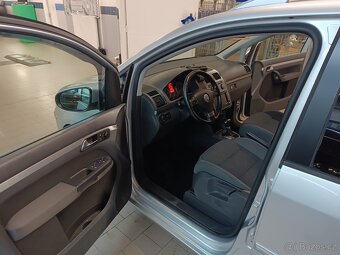 Prodám VW Touran 2.0 TDI, 125 kW, automat, 7 míst – výbava H - 12