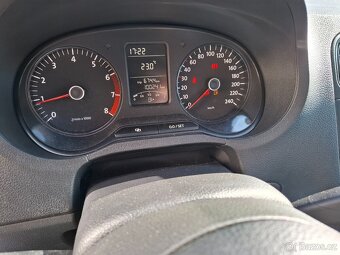 VW Polo 1.2i Model 2012 - 12