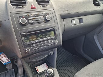 Volkswagen CADDY MAXI 1,6TDI 7 SEDADEL - 12