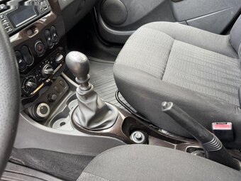 Dacia Duster,1.6i 77kW 4x4 - 12