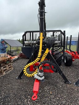 Vyvažecí vlek Vyvazecka Möre Maskiner SF9 s Rukou 7065 - 12