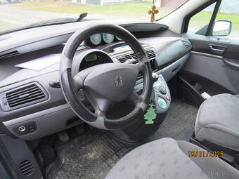 Peugeot 807  2,2 HDI... - 12