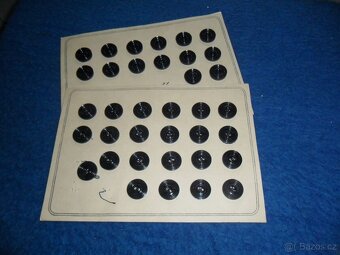 knoflíky LEVNĚ - 12