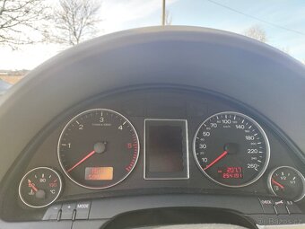 Audi A4 b7 Avant - 12