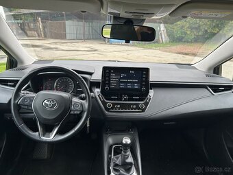 Toyota Corolla - 12