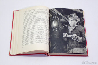 4x Kniha - historický román a světová literatura - 12