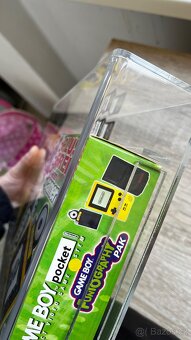 Nintendo gameboy pocket FACTORY SEALED - 12