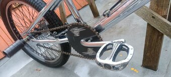 Mongoose BMX - 12